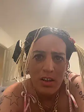 Haleytightlips1986 online show from April 15, 1:59 pm