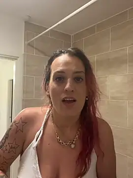 Haleytightlips1986 online show from March 17, 7:28 pm