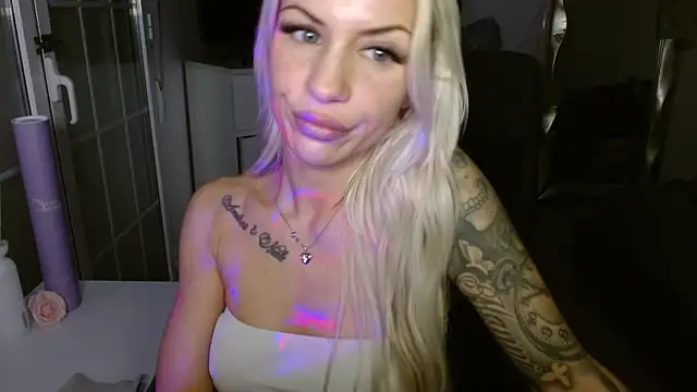 JuicyJanexo online show from February 14, 7:52 am