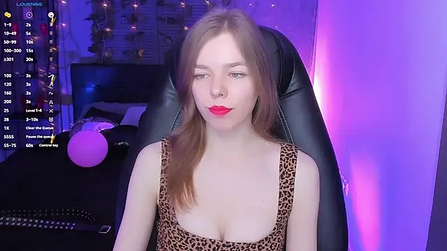 Snapshot of Tina_Tayllor chatting on March 3, 12:50 pm Tina Tayllor online show from March 3, 12:50 pm