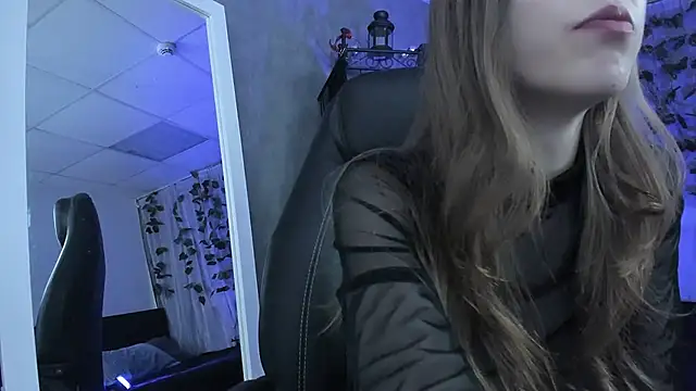 Snapshot of Tina_Tayllor chatting on October 6, 7:03 pm Tina Tayllor online show from October 6, 7:03 pm