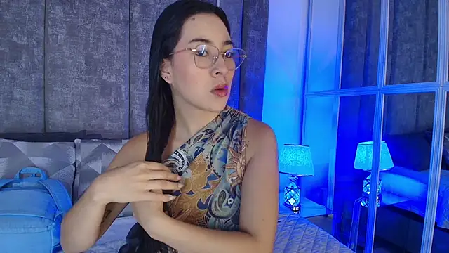 Susa1userma  online show from April 24, 11:23 am