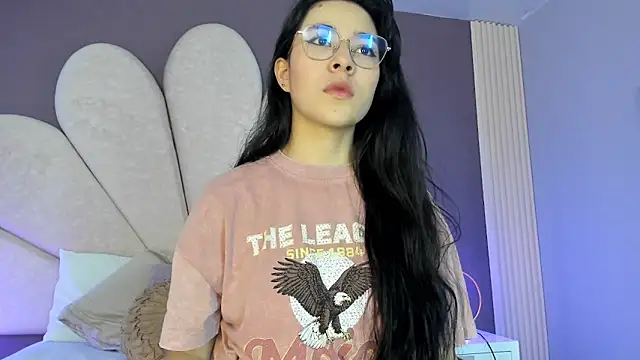 Susa1userma  online show from April 17, 11:57 am