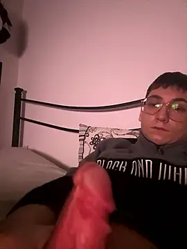 Pesciolone02 online show from January 11, 1:23 am
