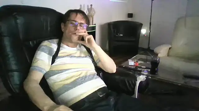 Snapshot of Minm666 chatting on February 1, 10:34 pm Minm666 online show from February 1, 10:34 pm