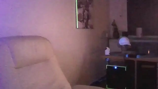 Snapshot of Minm666 chatting on February 4, 7:55 pm Minm666 online show from February 4, 7:55 pm