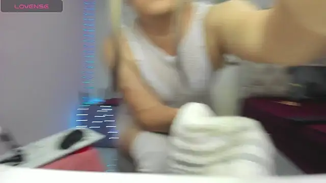 tania lucia1 online show from September 12, 9:58 pm