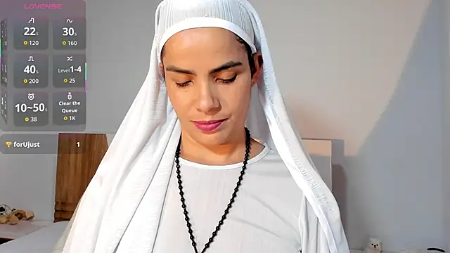 ClaraMariaMon online show from March 27, 6:09 pm