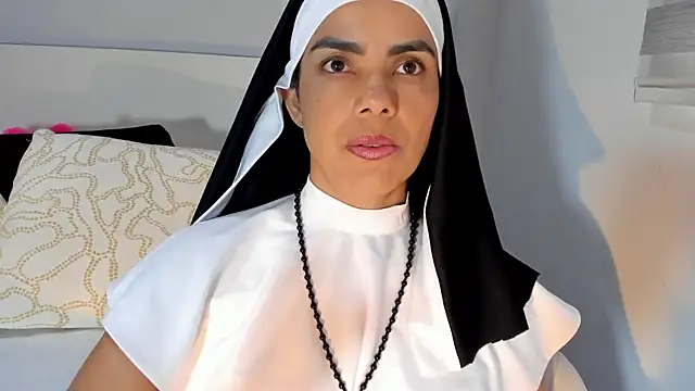 Snapshot of ClaraMariaMon chatting on July 20, 7:27 pm ClaraMariaMon online show from July 20, 7:27 pm