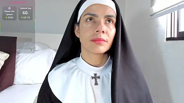 ClaraMariaMon online show from February 13, 4:07 pm