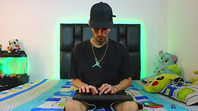 Brutal Sex Fucking online show from June 2, 2:00 am