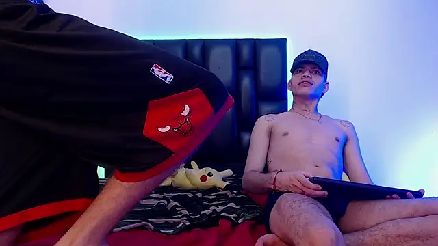Brutal Sex Fucking online show from February 28, 11:56 pm