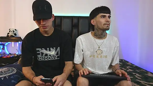 Brutal Sex Fucking online show from February 18, 8:38 pm