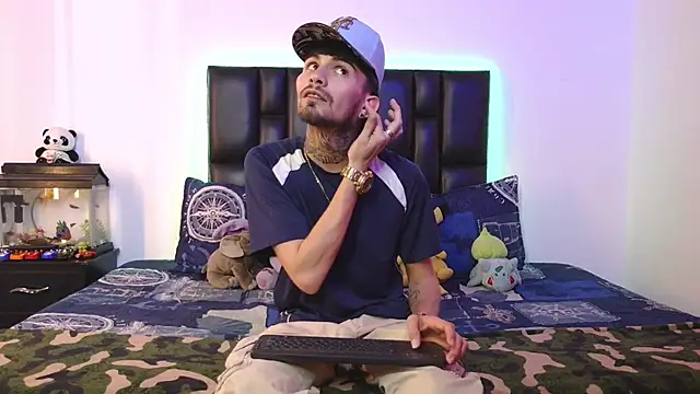 Brutal Sex Fucking online show from February 4, 8:26 pm