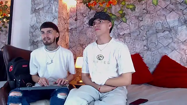 Brutal Sex Fucking online show from February 5, 9:40 pm