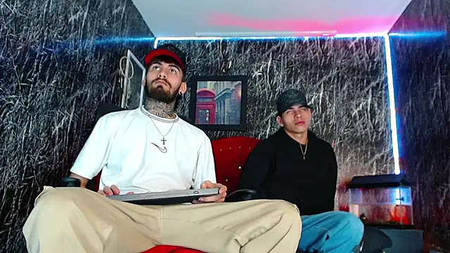 Brutal Sex Fucking online show from December 30, 9:40 pm