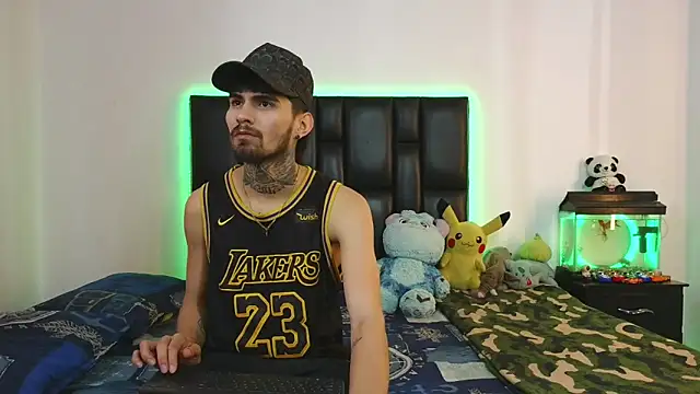 Brutal Sex Fucking online show from March 13, 9:20 pm