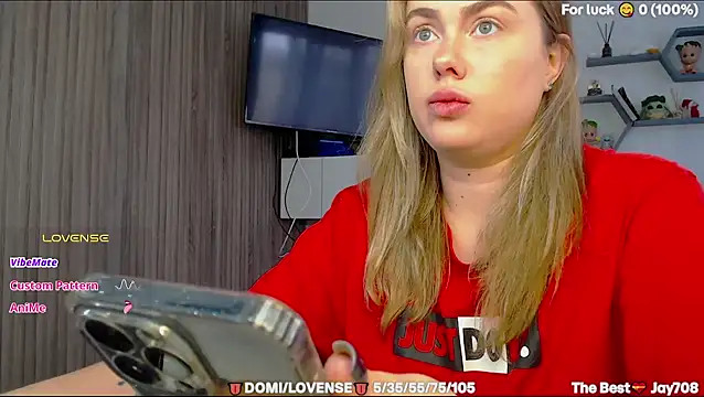 SuchCute online show from March 15, 3:02 am