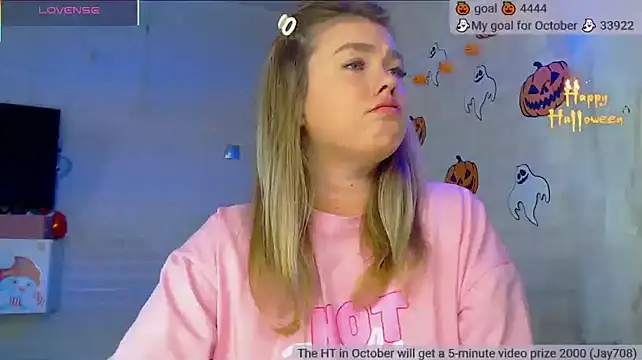 SuchCute online show from October 25, 2:33 am