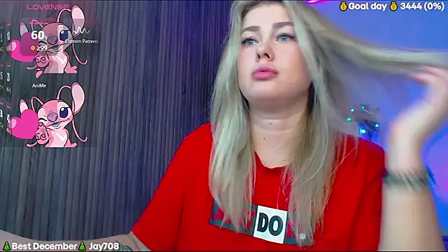 SuchCute online show from December 5, 2:43 am