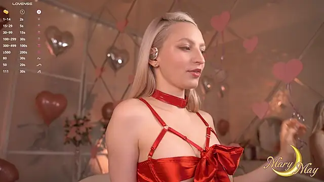 marylunamay online show from February 14, 5:07 am