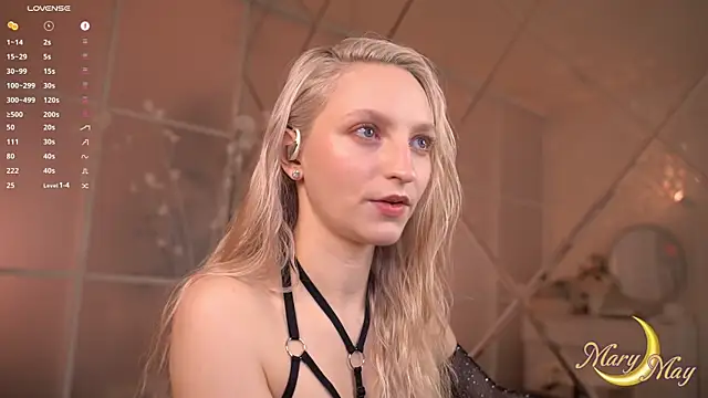 marylunamay online show from March 16, 5:26 am