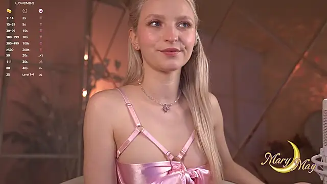 marylunamay online show from June 12, 4:32 am
