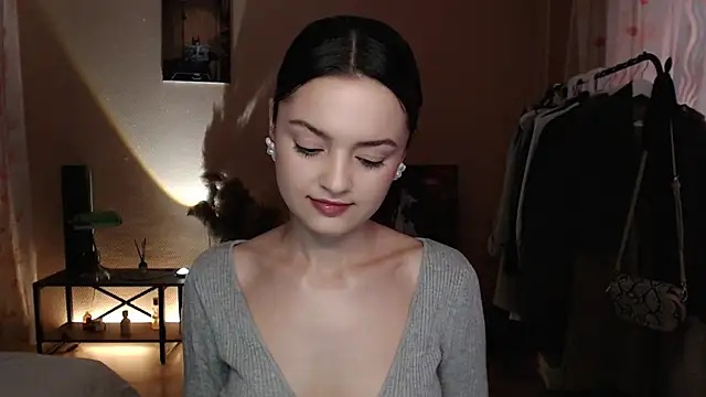 Snapshot of CuteRuby99 chatting on August 9, 2:01 pm CuteRuby99 online show from August 9, 2:01 pm