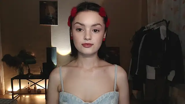 CuteRuby99 online show from February 5, 12:01 pm