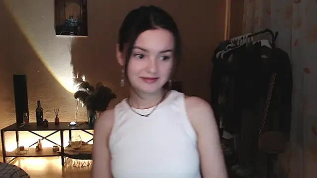 CuteRuby99 online show from February 13, 4:39 pm