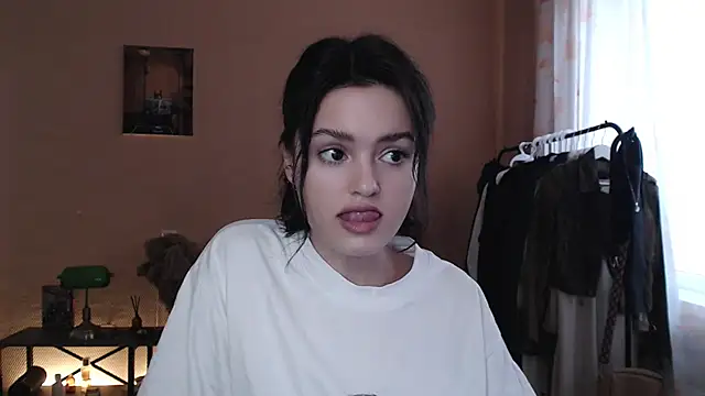 CuteRuby99 online show from October 25, 10:14 am