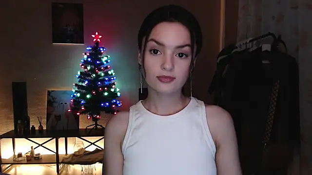 CuteRuby99 online show from January 13, 2:00 pm