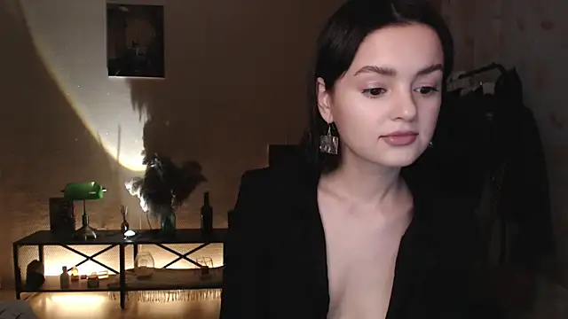 CuteRuby99 online show from October 8, 1:23 pm