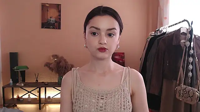 CuteRuby99 online show from June 23, 12:47 pm