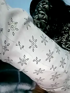 Snapshot of Desisumana chatting on January 25, 3:52 pm Desisumana online show from January 25, 3:52 pm