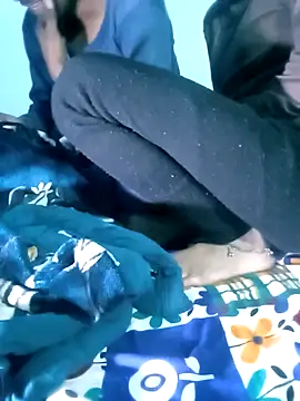 Snapshot of Desisumana chatting on December 19, 4:57 pm Desisumana online show from December 19, 4:57 pm