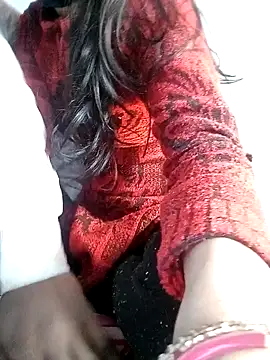 Snapshot of Desisumana chatting on December 14, 7:40 am Desisumana online show from December 14, 7:40 am