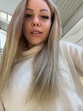 Highschoolpussy online show from November 18, 10:29 am