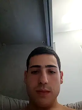 Snapshot of Nicolas3091 chatting on June 14, 12:28 pm Nicolas3091 online show from June 14, 12:28 pm