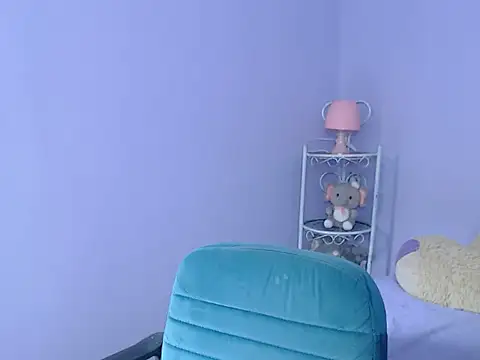 Saloo uwu online show from February 14, 3:26 pm