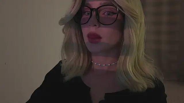 MariMaddison online show from September 12, 9:14 pm