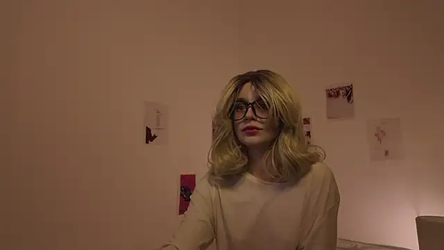 MariMaddison online show from February 20, 8:14 pm