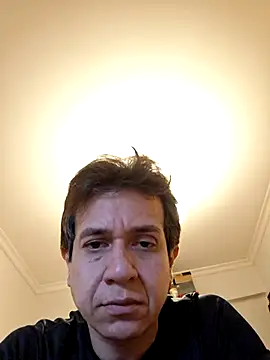 Tulio maravilha12 online show from February 26, 6:30 pm