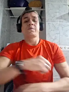 Tulio maravilha12 online show from February 9, 9:35 pm