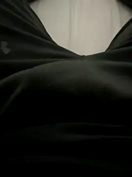 Snapshot of young1fucker chatting on November 2, 1:38 pm young1fucker online show from November 2, 1:38 pm