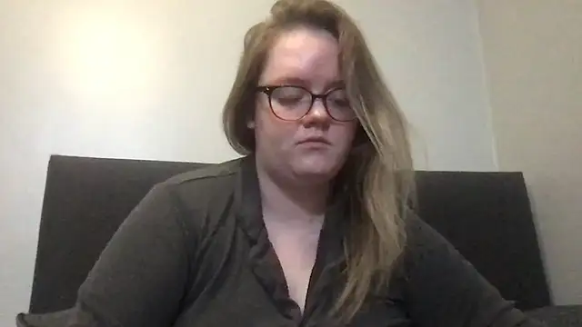 honeyyy24 online show from November 24, 12:32 am