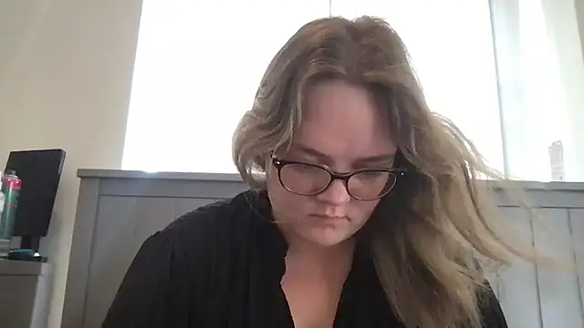 honeyyy24 online show from July 25, 2:12 pm