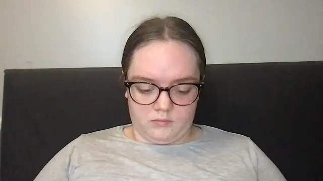 honeyyy24 online show from November 10, 2:22 pm