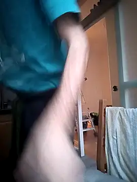 Snapshot of Gigolo4040 chatting on January 15, 7:15 am Gigolo4040 online show from January 15, 7:15 am