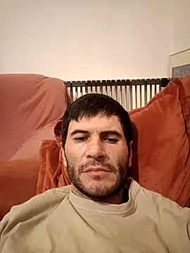 Snapshot of Gigolo4040 chatting on December 12, 4:32 pm Gigolo4040 online show from December 12, 4:32 pm